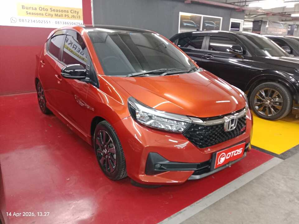 2023 Honda Brio 1.2 RS - Foto 1 dari 6