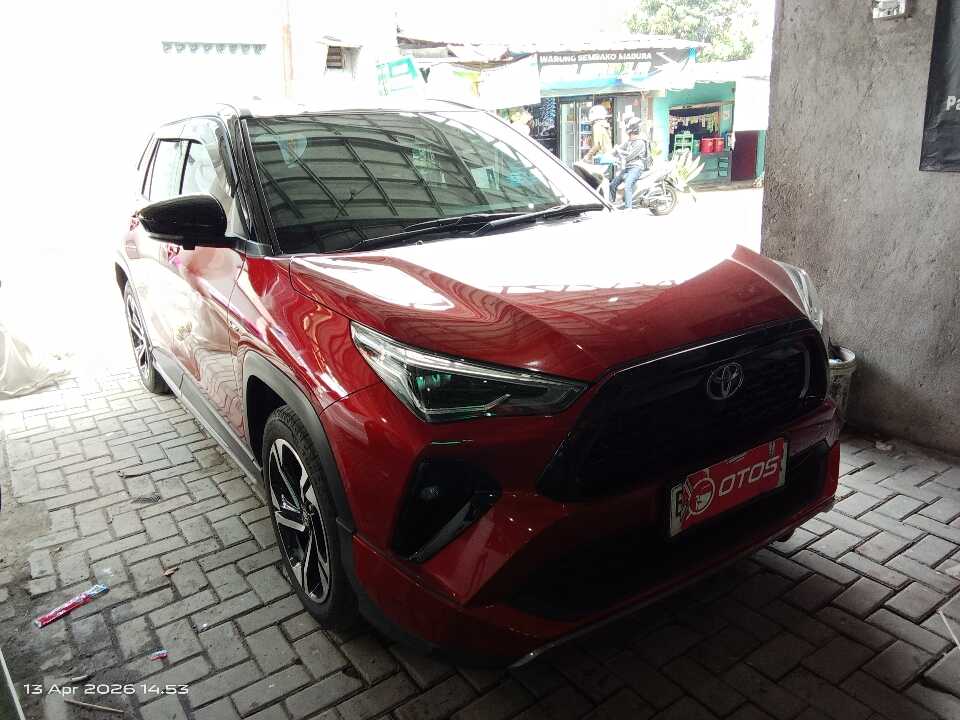 2023 Toyota Yaris Cross 1.5 S HV - Foto 1 dari 6