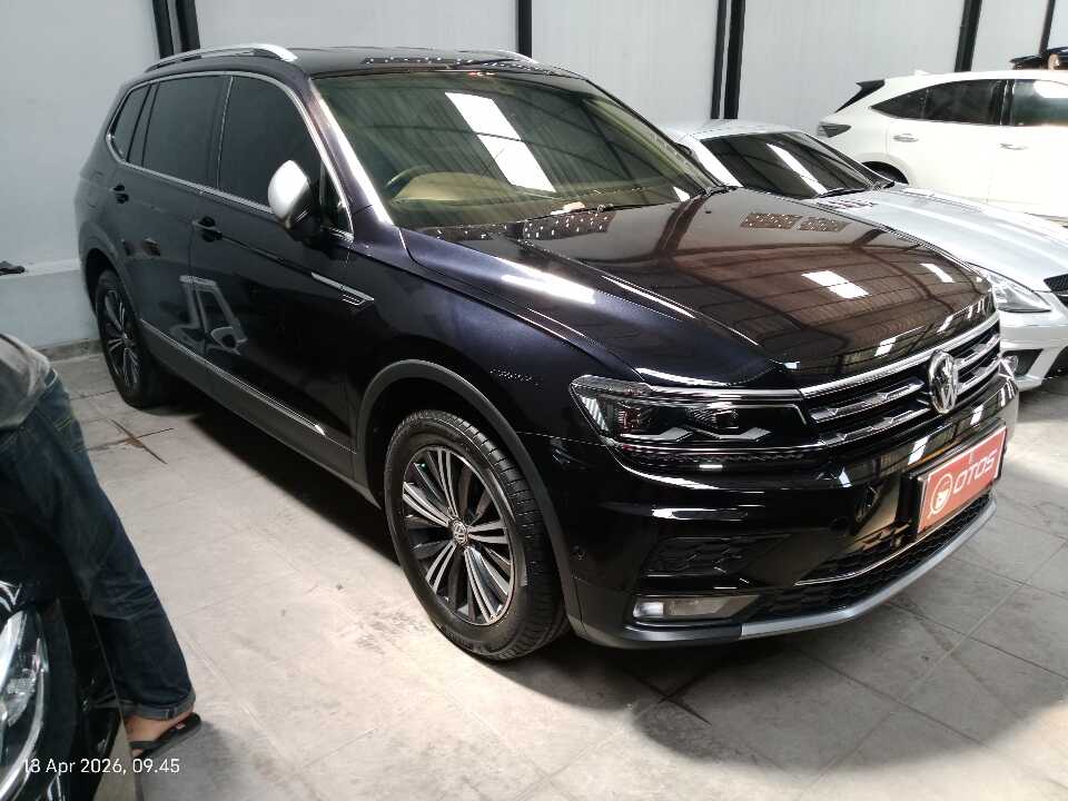 2020 Volkswagen Tiguan 1.4 TSI Allspace - Foto 1 dari 6