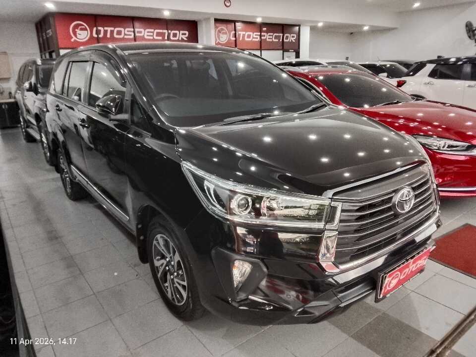 2022 Toyota Kijang Innova 2.4 V - Foto 1 dari 6