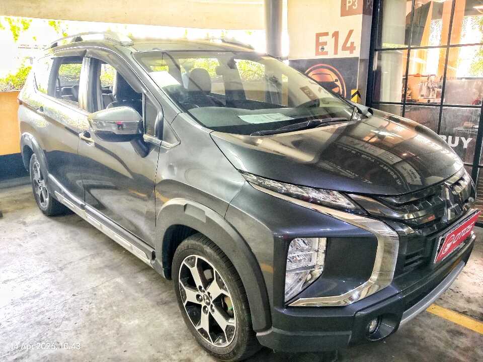 2019 Mitsubishi Xpander 1.5 Cross Premium - Foto 1 dari 6