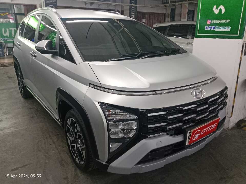 2023 Hyundai Stargazer 1.5 Active - Foto 1 dari 6