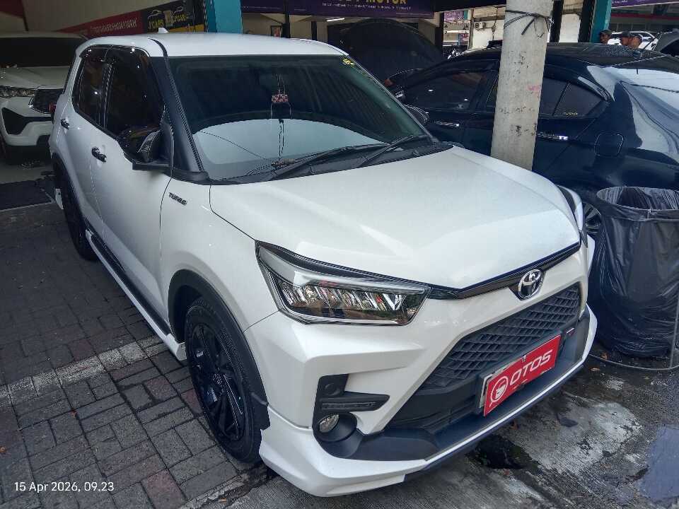 2023 Toyota Raize 1.0 GR Sport - Foto 1 dari 6