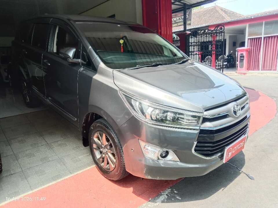 2018 Toyota Kijang Innova 2.4 V - Foto 1 dari 6