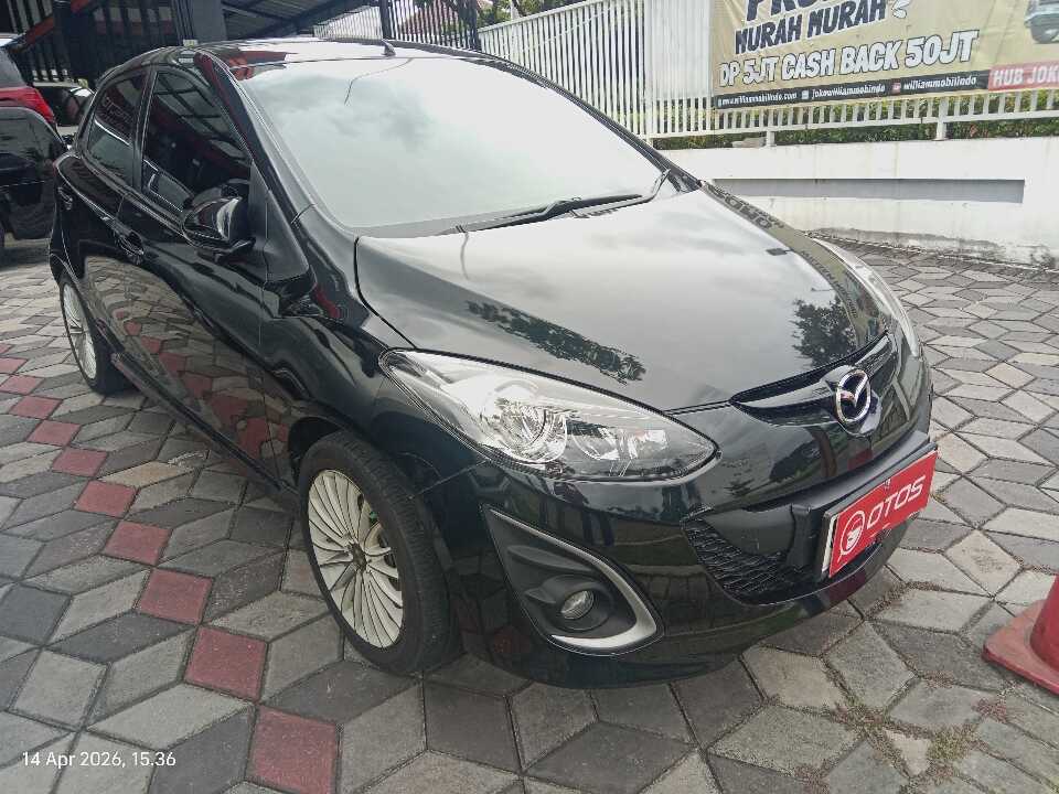 2013 Mazda 2 1.5 R - Foto 1 dari 6