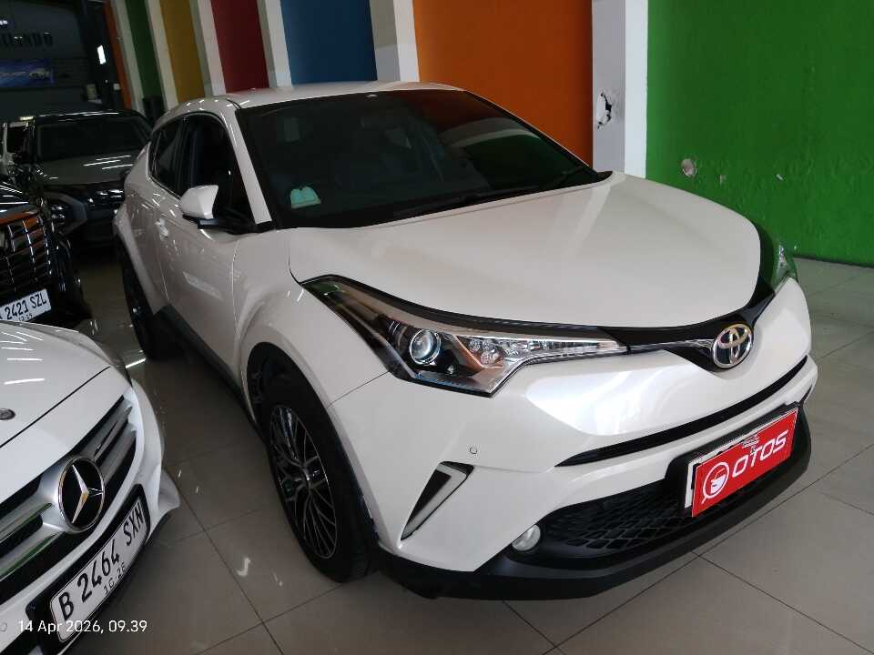 2018 Toyota C-HR 1.8 - Foto 1 dari 6