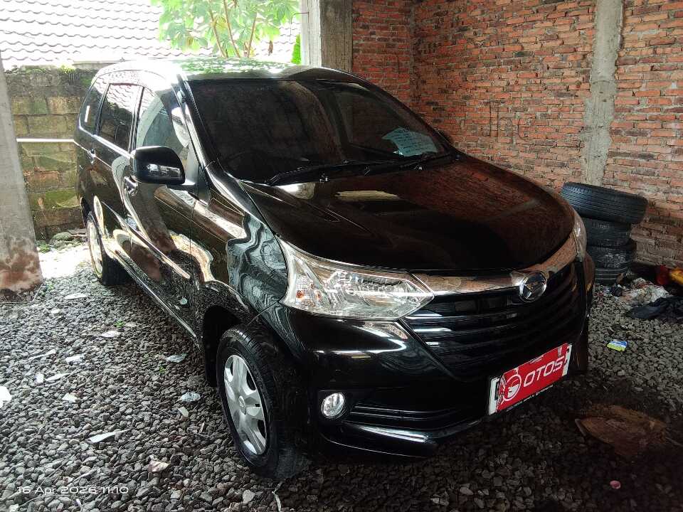2018 Daihatsu Xenia 1.3 R - Foto 1 dari 9