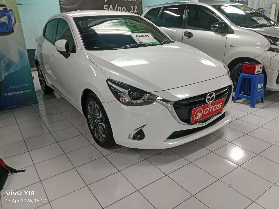 2018 Mazda 2 1.5 R - Foto 1 dari 6
