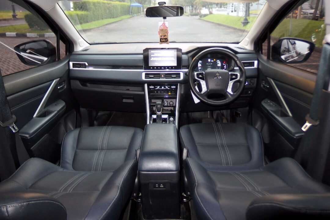 Foto Mobil Bekas Dashboard Mitsubishi Xpander 1.5 Cross tahun 2022