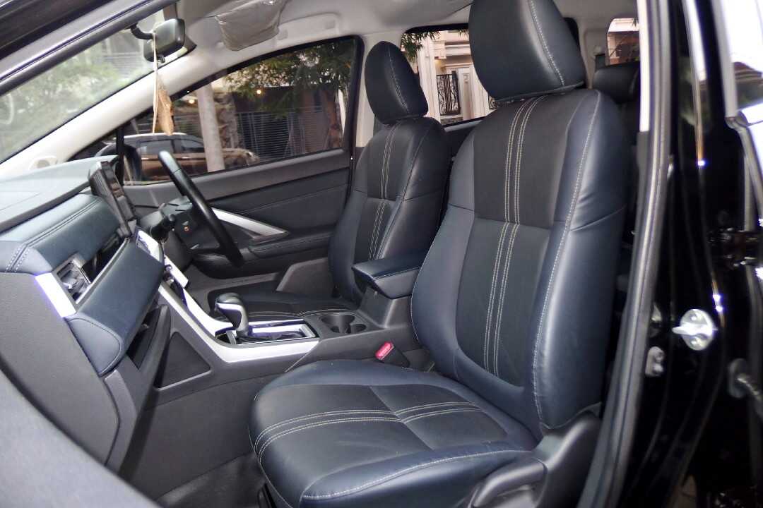 Foto Mobil Bekas Kabin Depan Mitsubishi Xpander 1.5 Cross tahun 2022