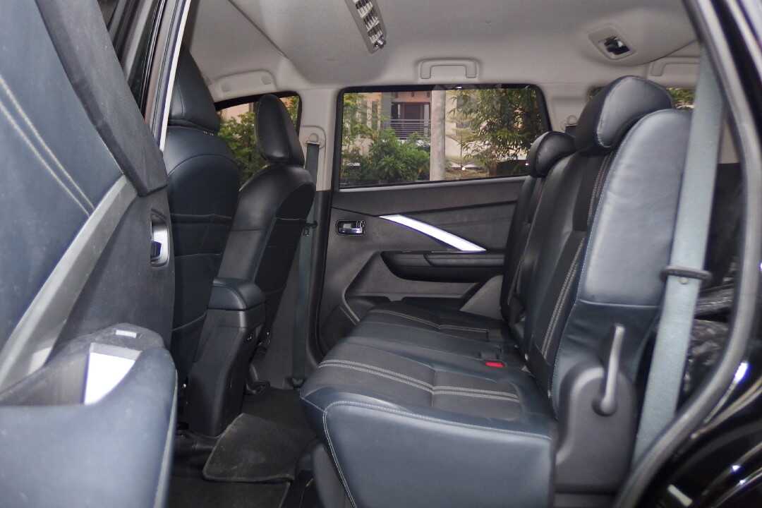 Foto Mobil Bekas Kabin Belakang Mitsubishi Xpander 1.5 Cross tahun 2022