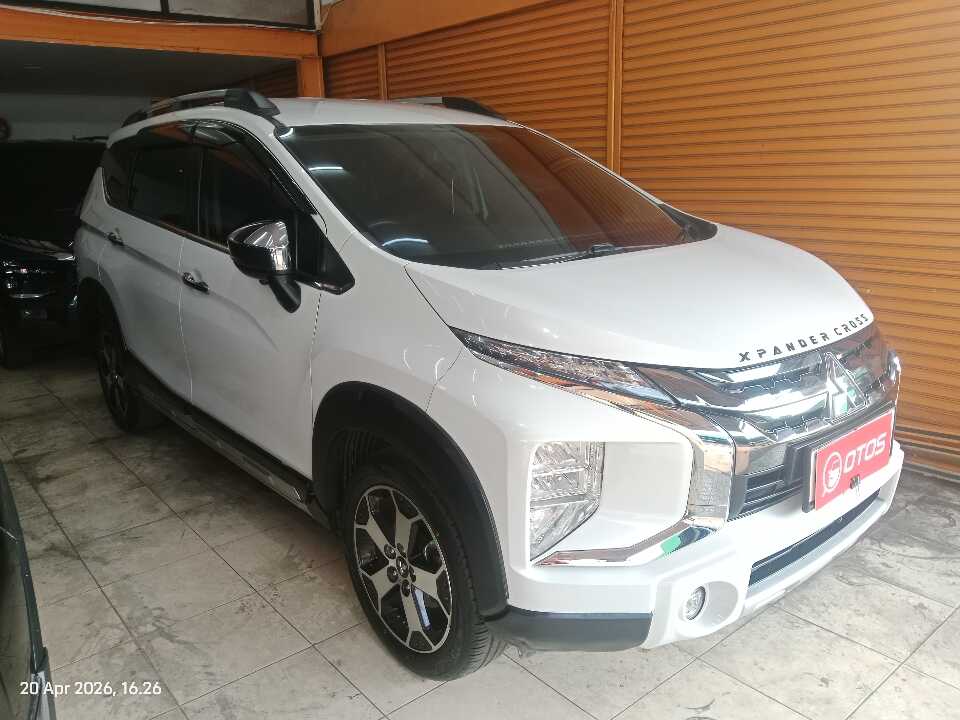2021 Mitsubishi Xpander 1.5 Cross - Foto 1 dari 6