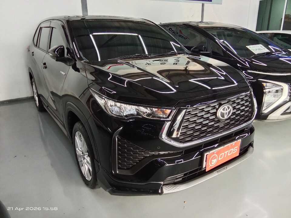 2023 Toyota Kijang Innova 2.0 Zenix V HV CVT Modellista - Foto 1 dari 6