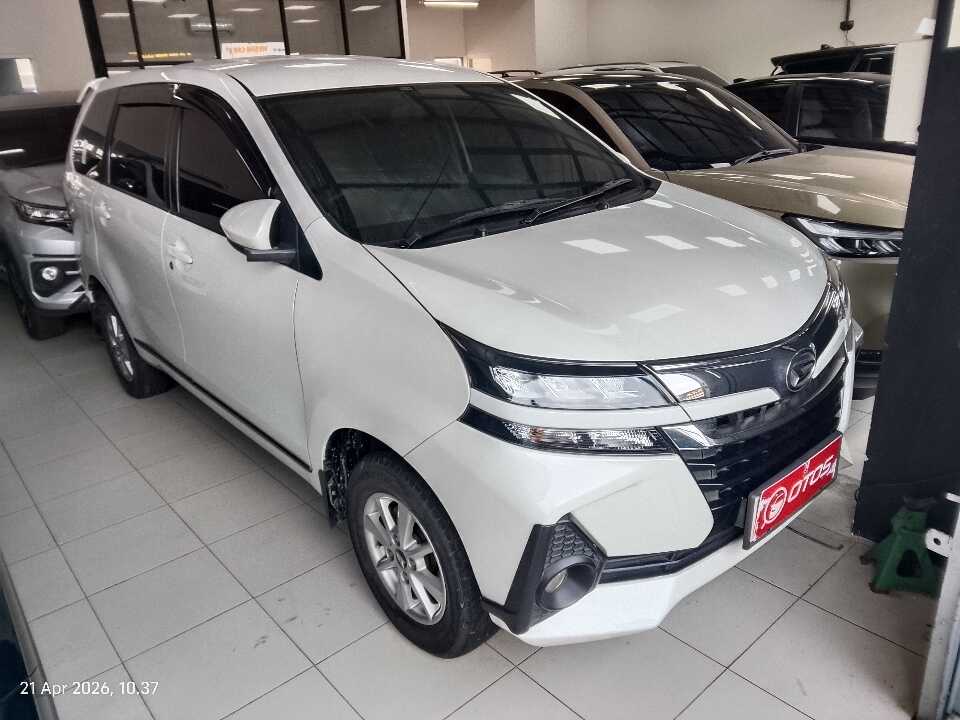 2020 Daihatsu Xenia 1.3 R - Foto 1 dari 6