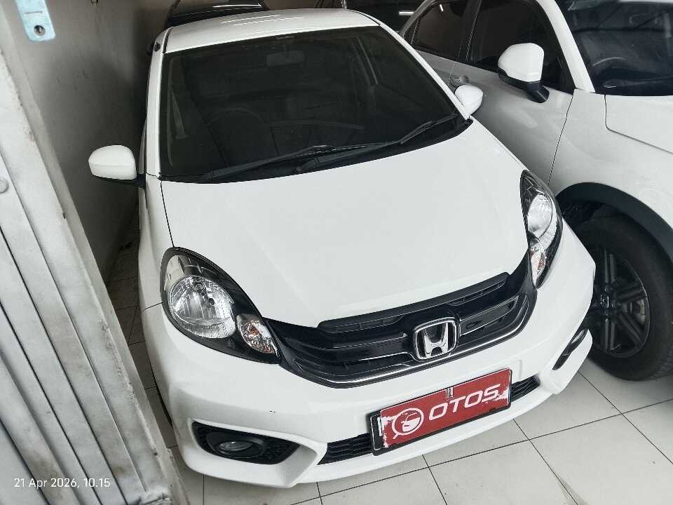 2016 Honda Brio 1.2 Satya E - Foto 1 dari 6