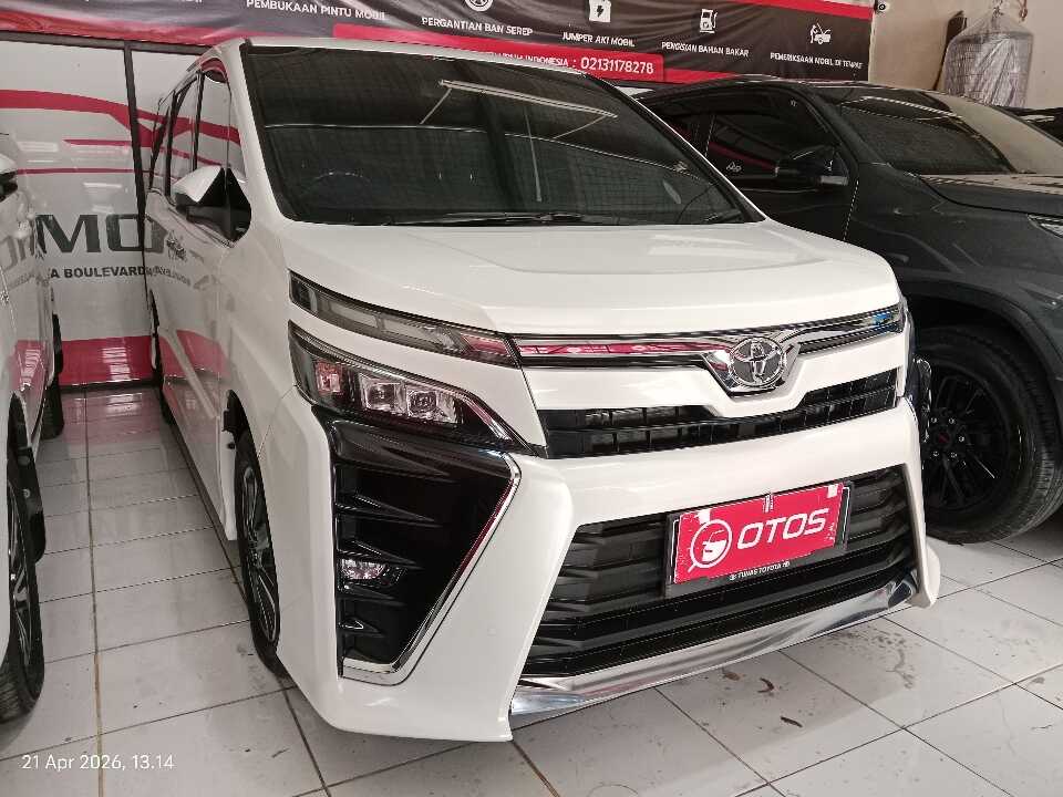 2021 Toyota Voxy 2.0