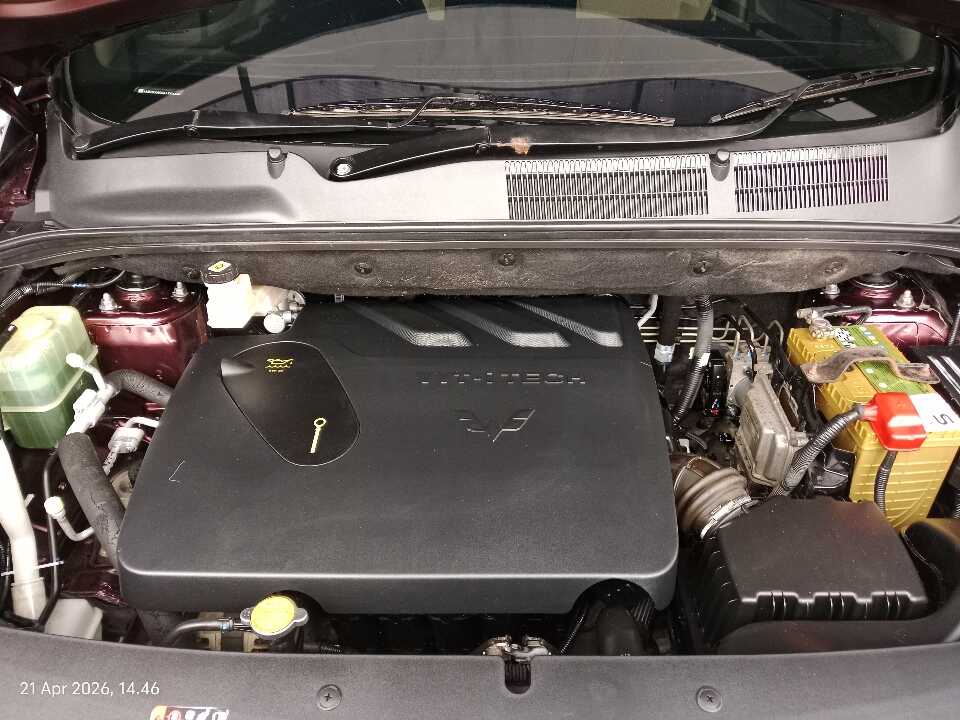 Foto Mobil Bekas Mesin Wuling Cortez 1.8 C tahun 2018
