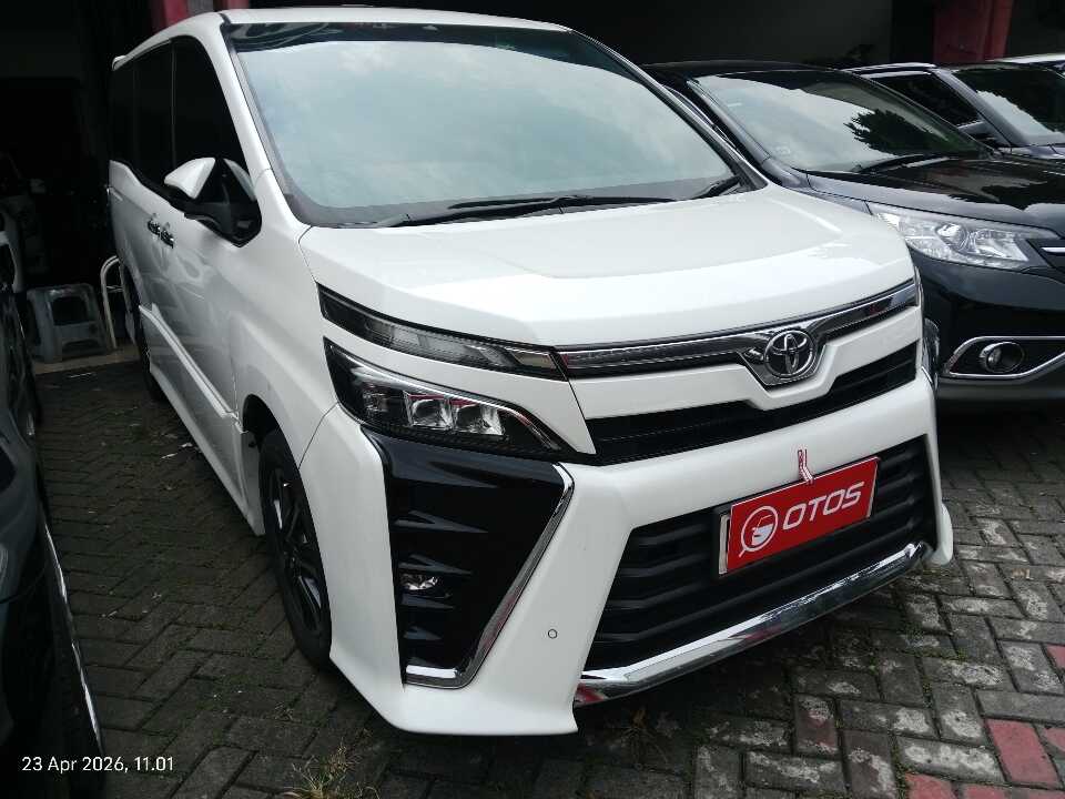 2020 Toyota Voxy 2.0