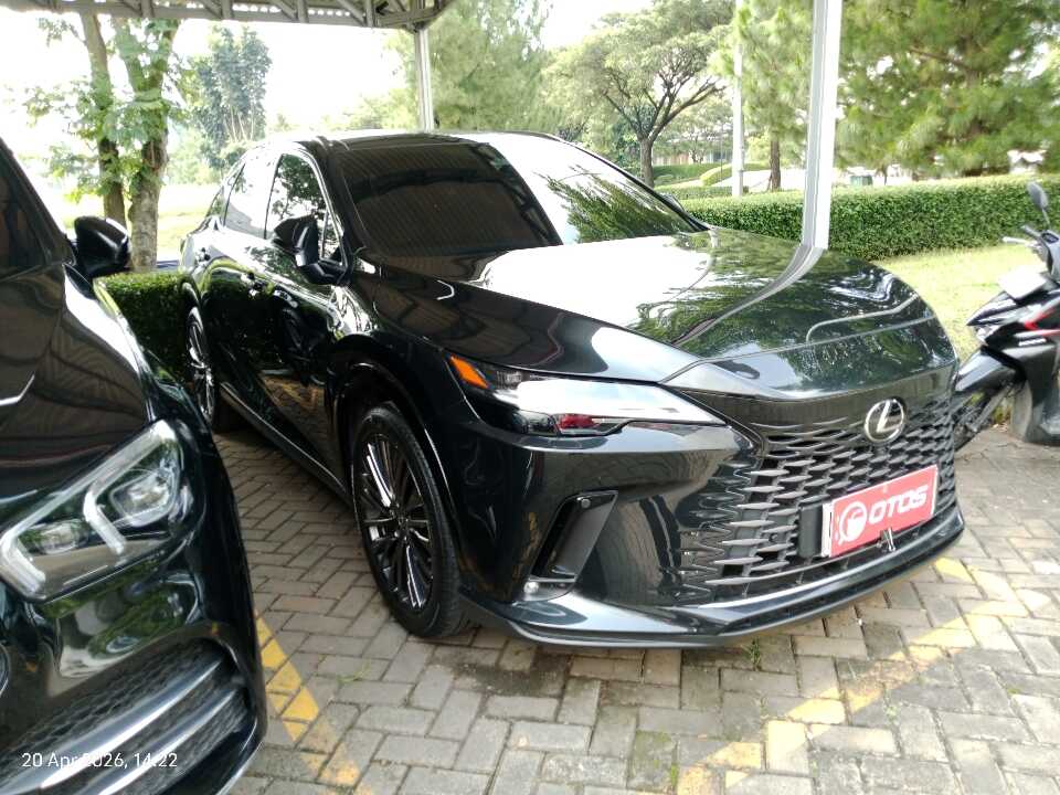 2023 Lexus RX 350 H 2.5 Luxury 4X2 - Foto 1 dari 6