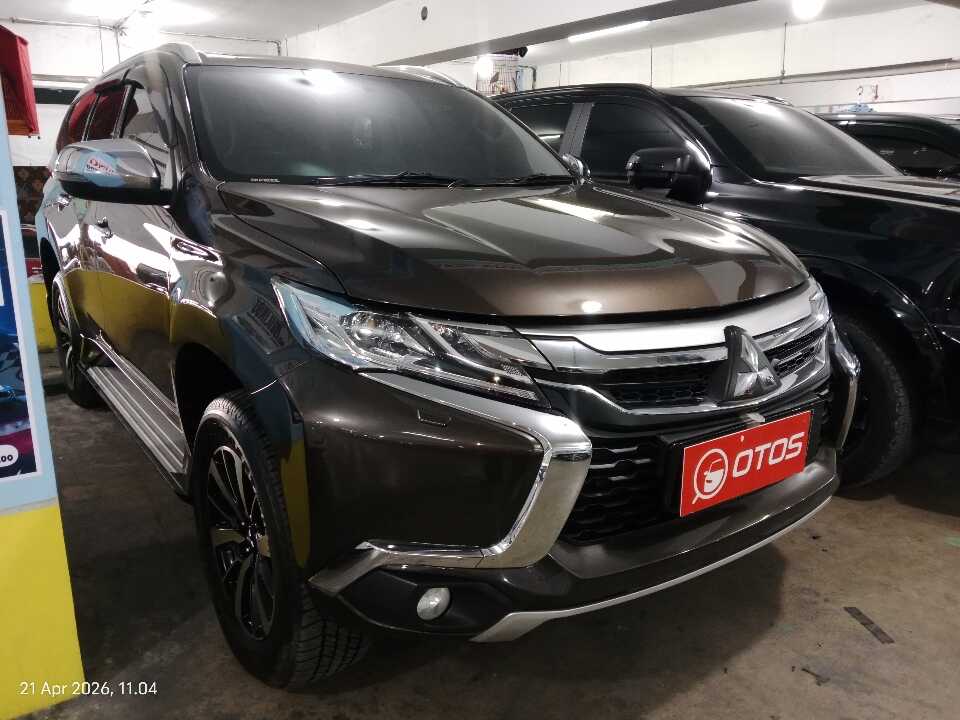 2016 Mitsubishi Pajero Sport 2.4 Dakar - Foto 1 dari 6