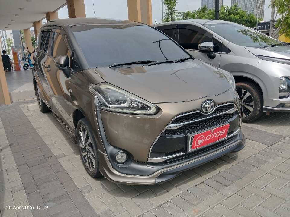 2016 Toyota Sienta 1.5 Q