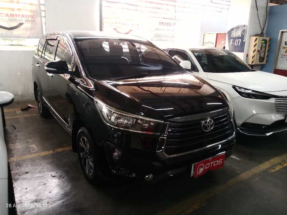 2017 Toyota Kijang Innova 2.4 G - Foto 1 dari 6