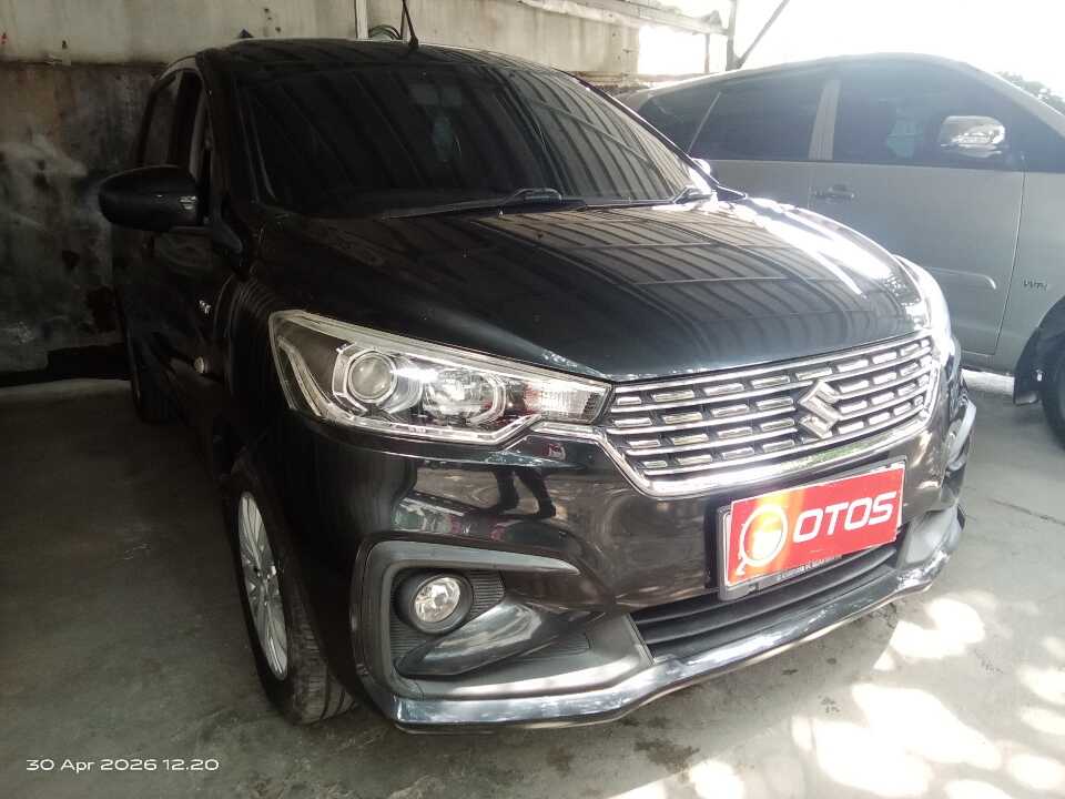 2020 Suzuki Ertiga 1.5 GL - Foto 1 dari 6