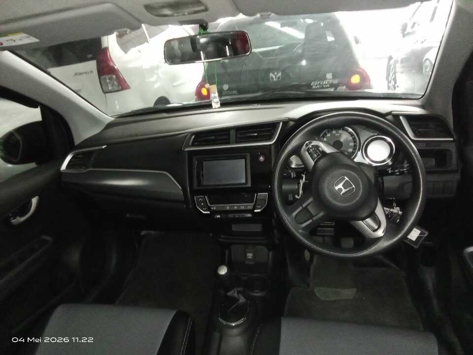 Foto Mobil Bekas Dashboard Honda BR-V 1.5 E tahun 2016