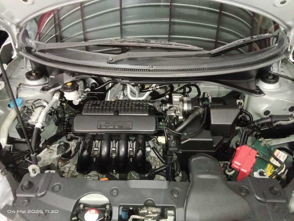 Foto Mobil Bekas Mesin Honda BR-V 1.5 E tahun 2016