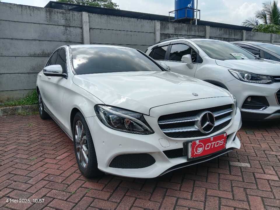 2016 Mercedes-Benz C200 2.0 - Foto 1 dari 6