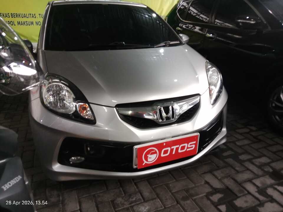 2015 Honda Brio 1.2 E - Foto 1 dari 6