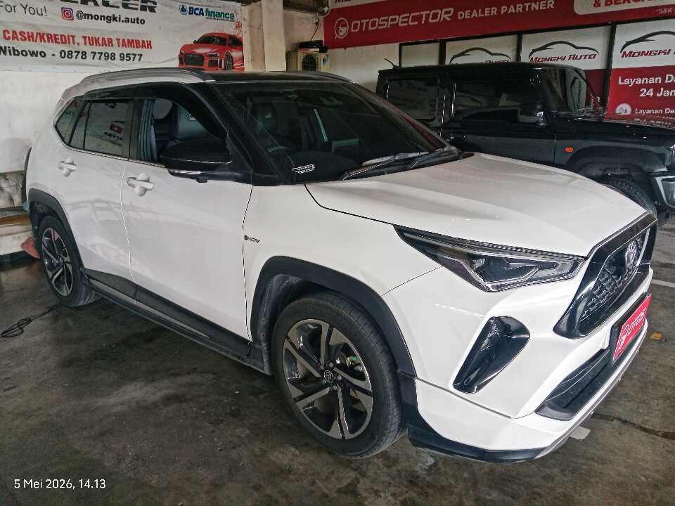 2023 Toyota Yaris Cross 1.5 S HV - Foto 1 dari 6
