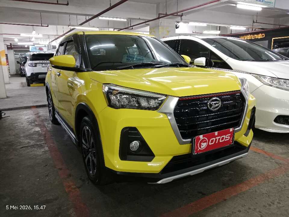 2021 Daihatsu Rocky 1.0 R - Foto 1 dari 6