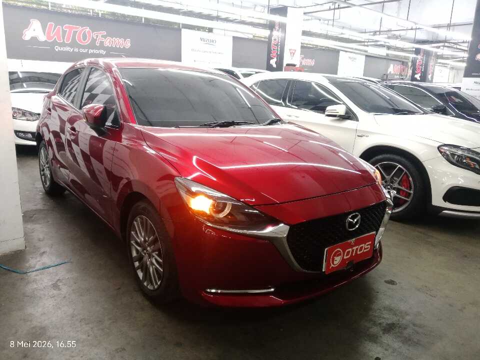 2022 Mazda 2 1.5 - Foto 1 dari 6