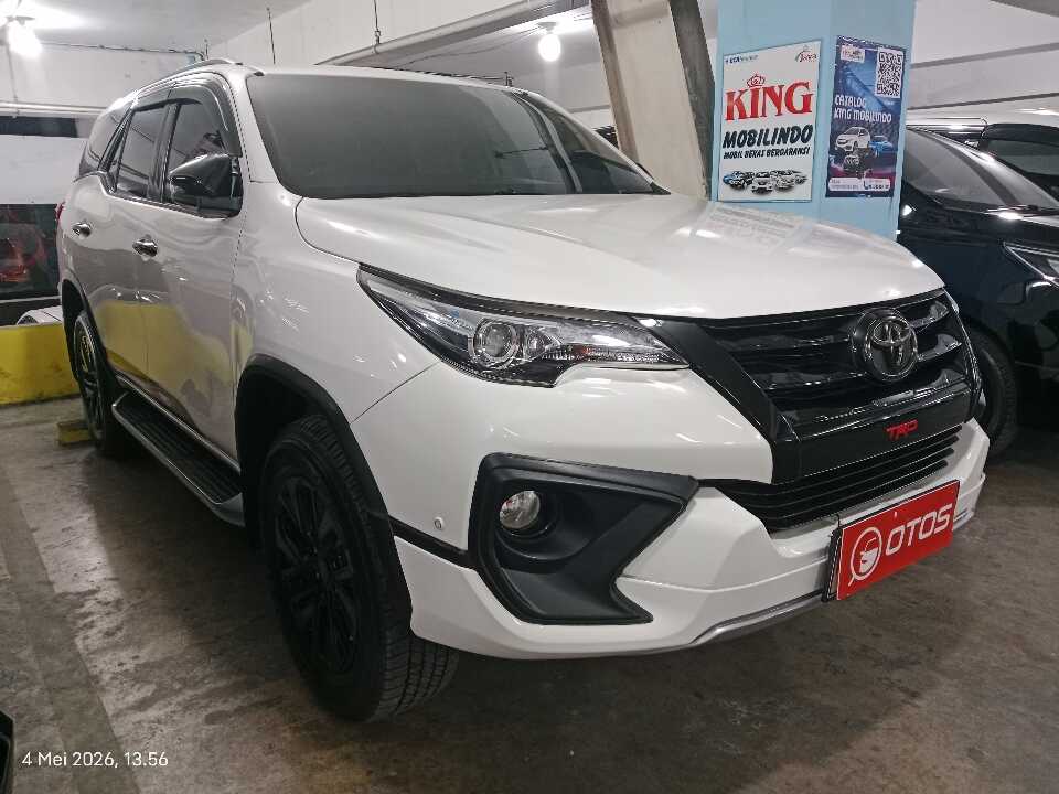 2018 Toyota Fortuner 2.4 4X2 VRZ - Foto 1 dari 6