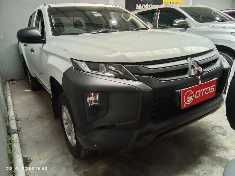 2021 Mitsubishi Triton 2.5 Double Cabin HDX - Foto 1 dari 6