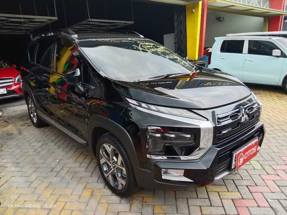 2024 Mitsubishi Xpander 1.5 Cross - Foto 1 dari 6