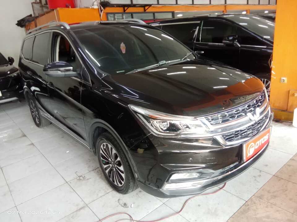 2022 Wuling Cortez 1.5 L T Lux - Foto 1 dari 6