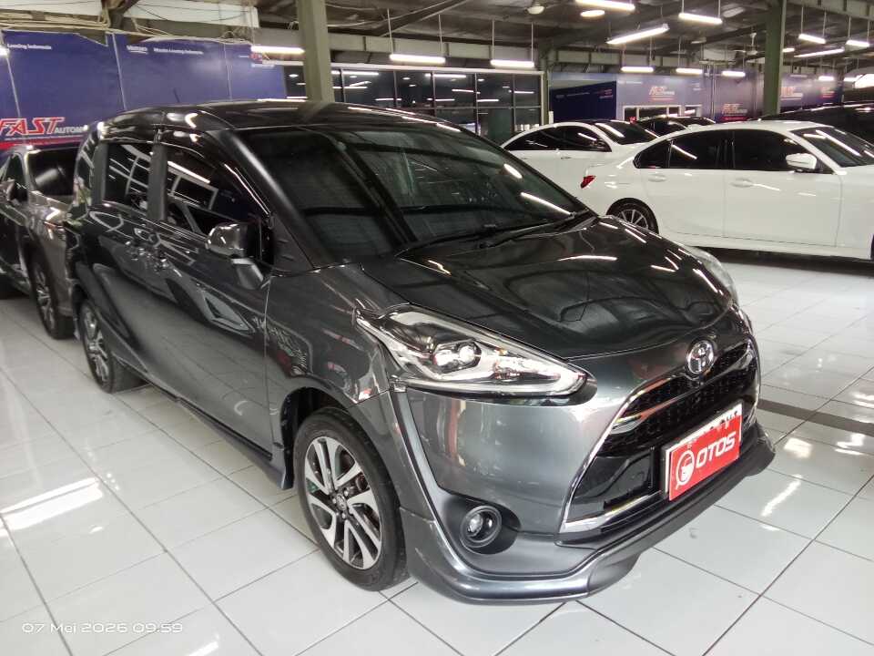 2018 Toyota Sienta 1.5 Q - Foto 1 dari 6