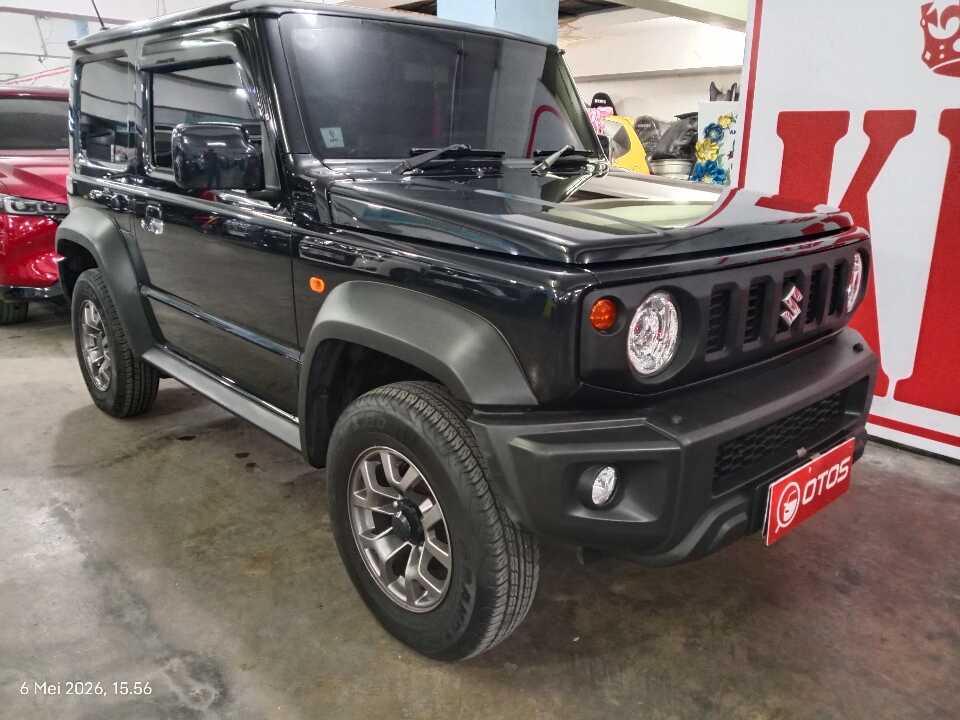 2022 Suzuki Jimny 1.5 4x4 - Foto 1 dari 6