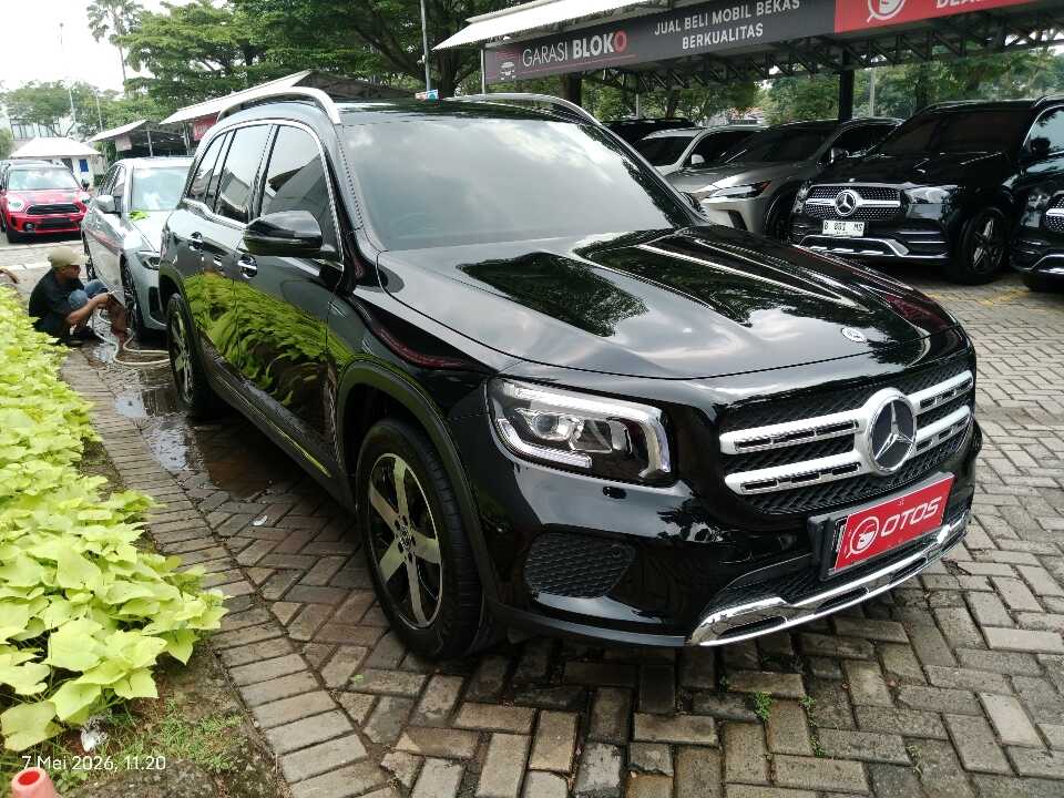 2021 Mercedes-Benz GLB200 1.3 Progressive Line Wagon - Foto 1 dari 6