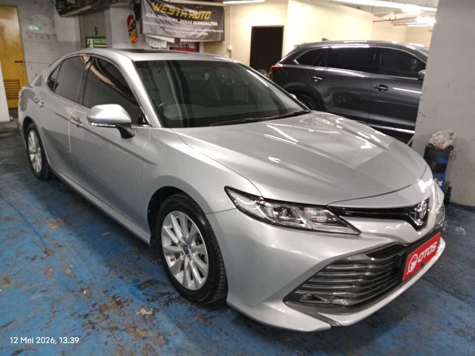 2020 Toyota Camry 2.5 V - Foto 1 dari 6