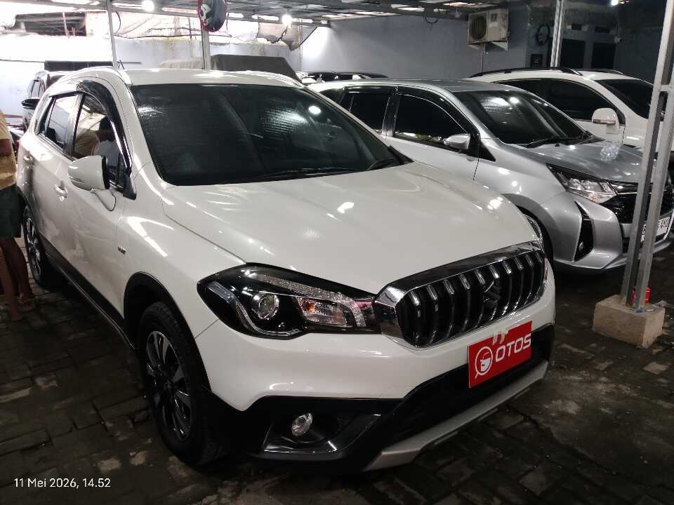 2019 Suzuki SX4 S-Cross 1.5 - Foto 1 dari 6