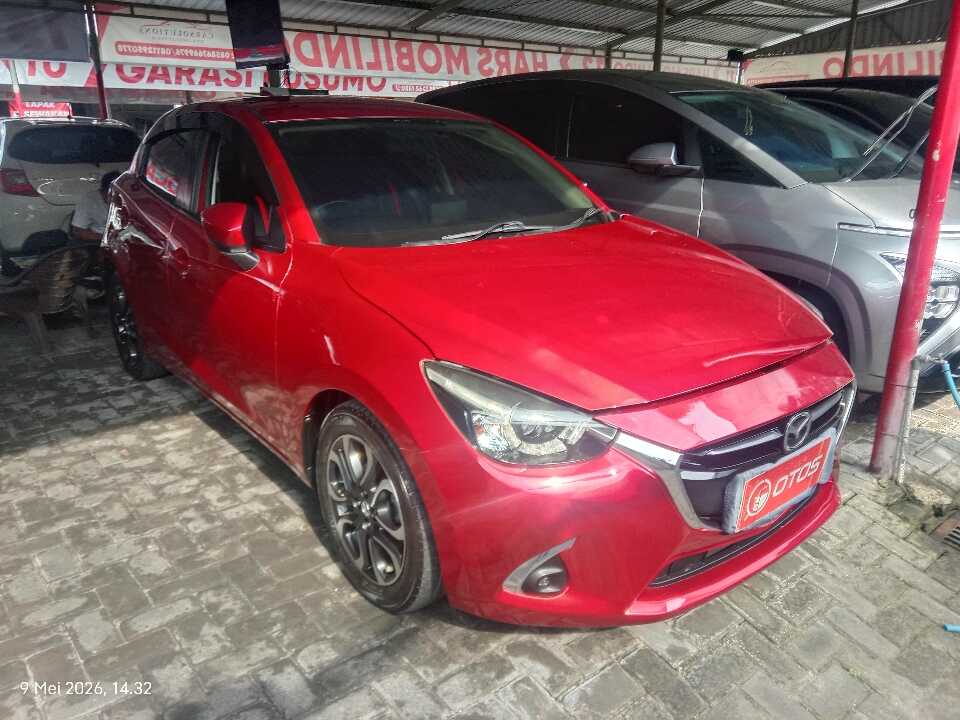 2017 Mazda 2 1.5 Skyactiv - Foto 1 dari 6