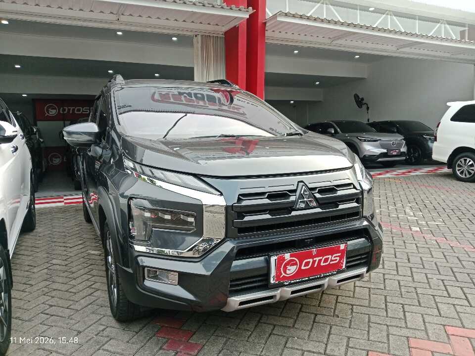 2022 Mitsubishi Xpander 1.5 Cross Premium - Foto 1 dari 6
