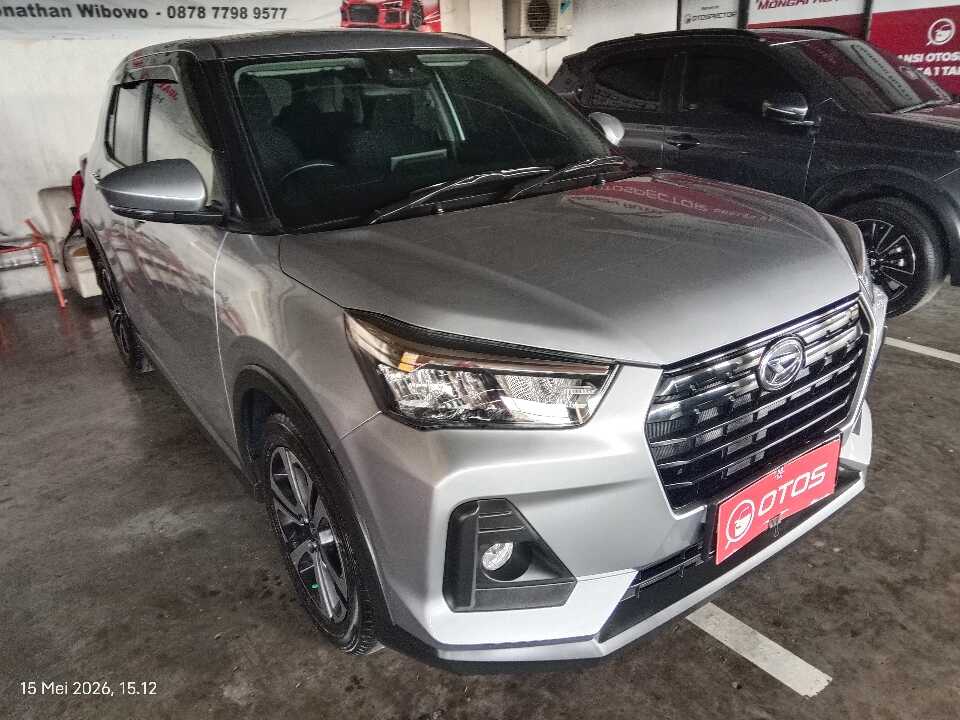 2021 Daihatsu Rocky 1.0 R - Foto 1 dari 6