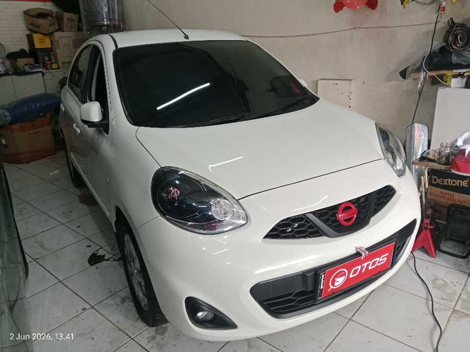 2016 Nissan March 1.5 - Foto 1 dari 6