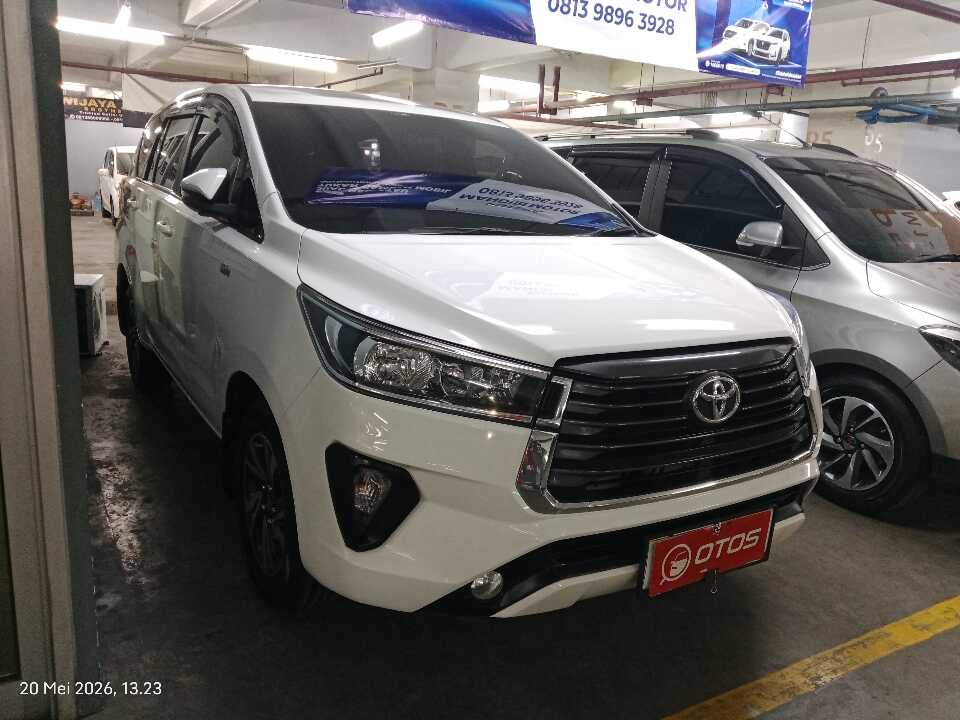 2022 Toyota Kijang Innova 2.0 G - Foto 1 dari 6