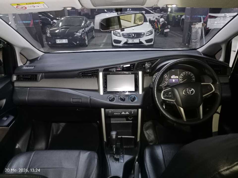 Foto Mobil Bekas Dashboard Toyota Kijang Innova 2.0 G tahun 2022