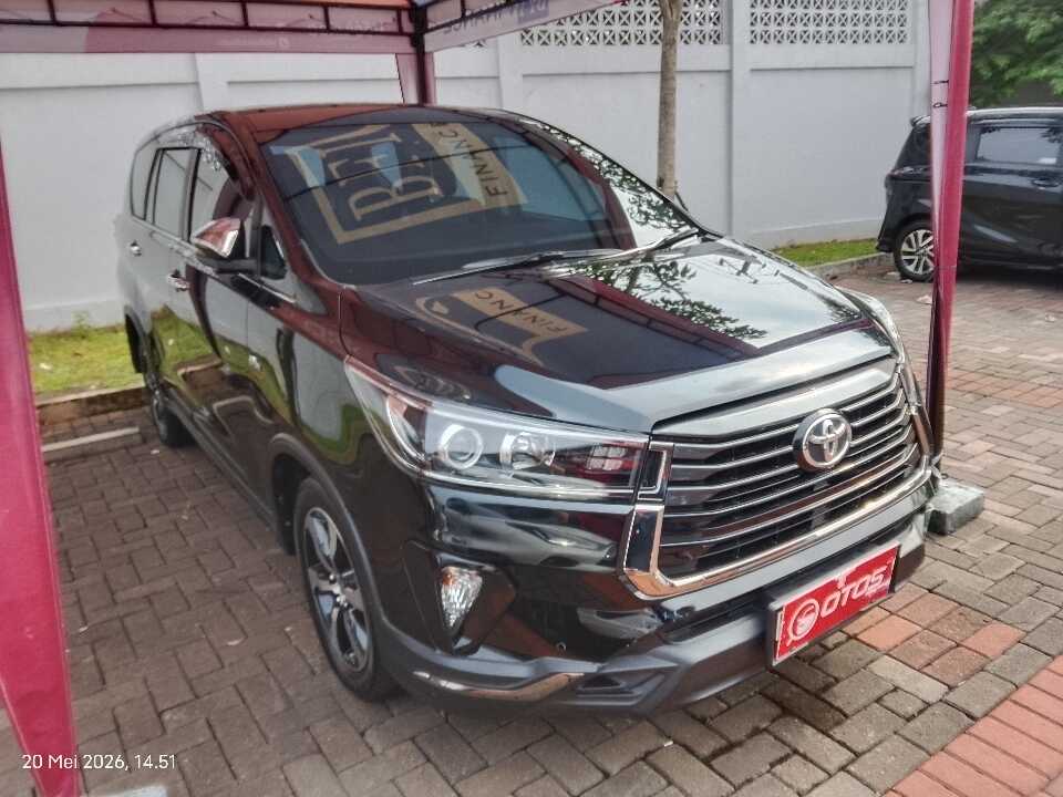2021 Toyota Kijang Innova 2.0 Venturer - Foto 1 dari 6